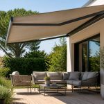 Store pour terrasse : quelles dimensions et options privilégier